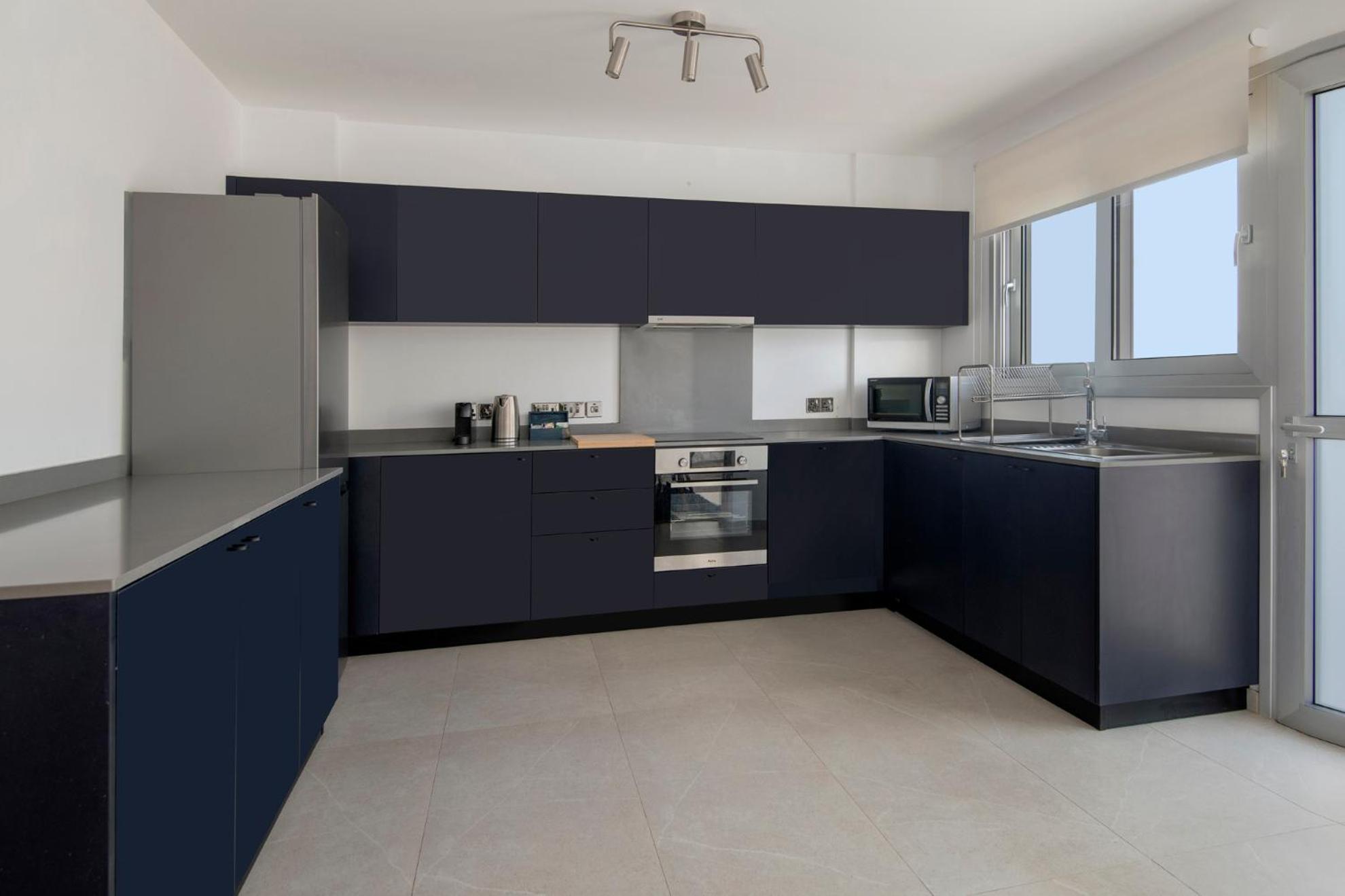 Amazing Two Bedroom Apartment Larnaca Esterno foto